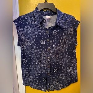 Navy pattern Buttoned Blouse